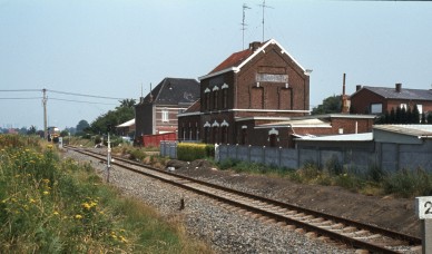 DEURNE (DIEST)  82-6639.jpg